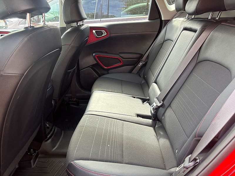 2022 Kia Soul photo 25 of 30