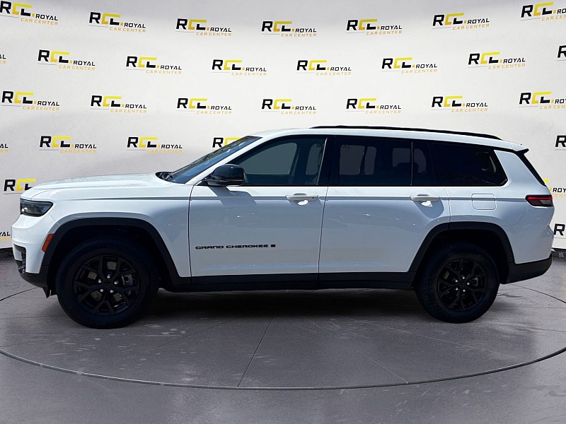 2024 Jeep Grand Cherokee L Altitude 4x4 White at Royal Car Center