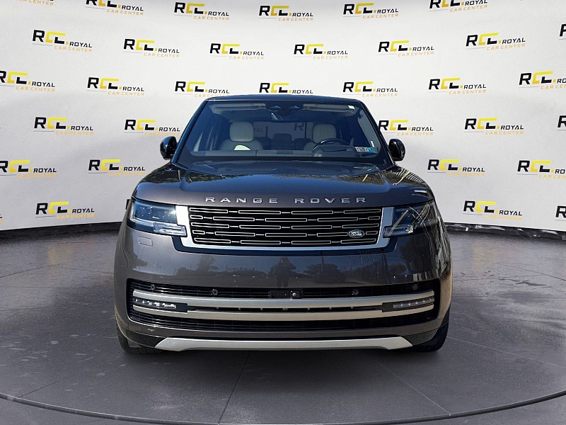 2023 Land Rover Range Rover photo 8 of 39