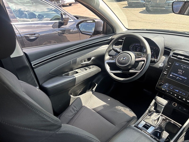 2024 Hyundai Tucson SEL AWD Phantom Black at Royal Car Center