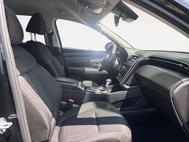 2024 Hyundai Tucson SEL AWD Phantom Black at Royal Car Center