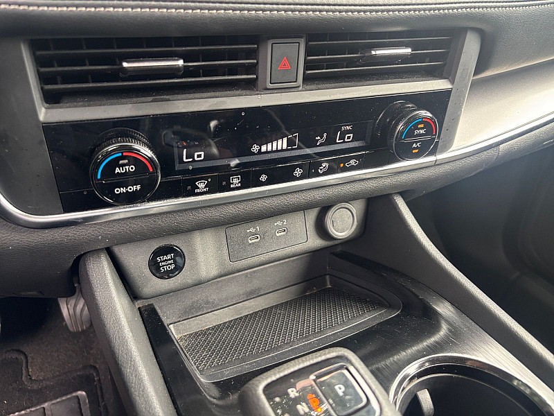 2024 Nissan Rogue FWD SV Black at Royal Car Center