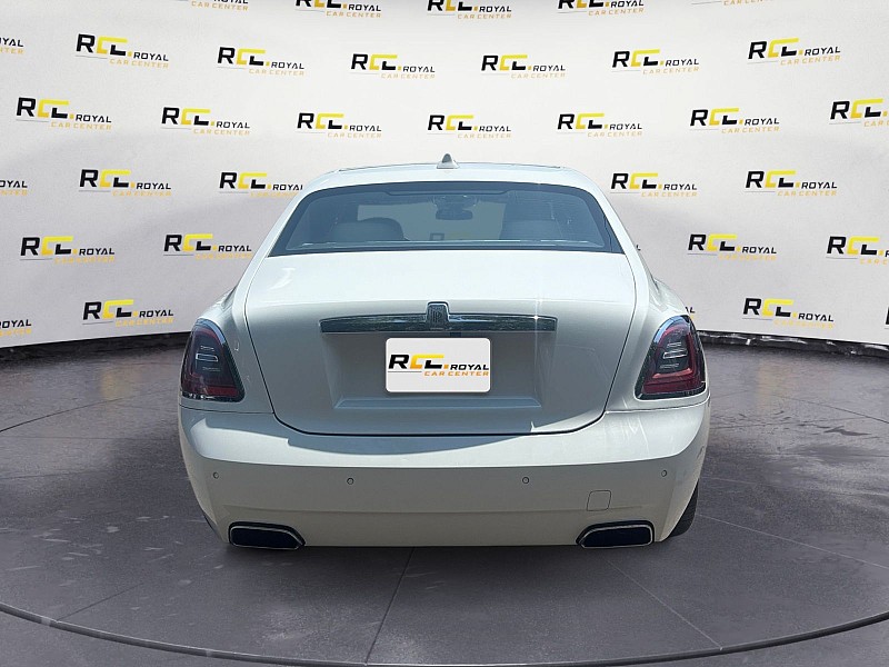2021 Rolls-Royce Ghost Sedan - 3