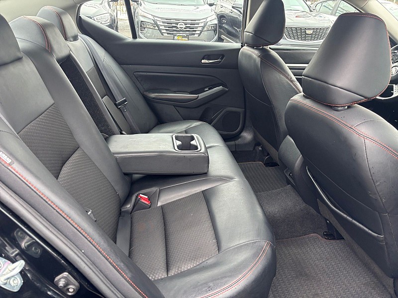 2024 Nissan Altima 2.5 SR Sedan Black at Royal Car Center