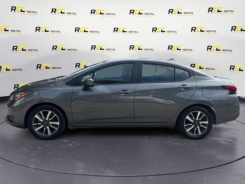 2025 Nissan Versa photo 2 of 27
