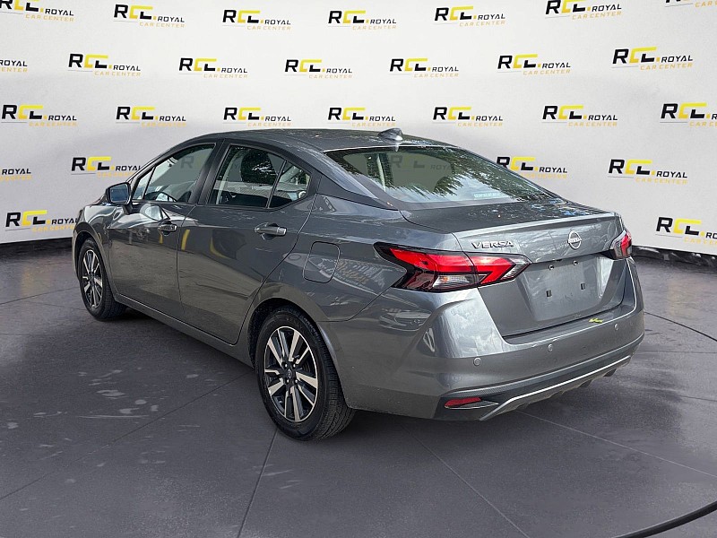 2025 Nissan Versa photo 3 of 27