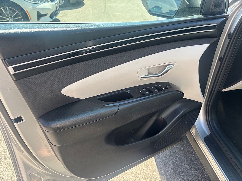 2024 Hyundai Tucson SEL AWD *Ltd Avail* Silver at Royal Car Center