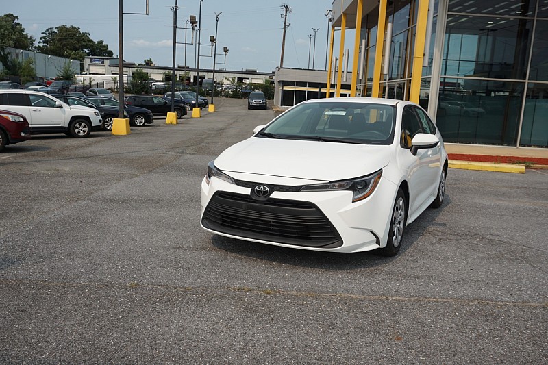 2024 WHITE Toyota Corolla For Sale in Temple Hills MD - Alexandria VA at Expert Auto Stock T15436 VIN 5YFB4MDE2RP191689