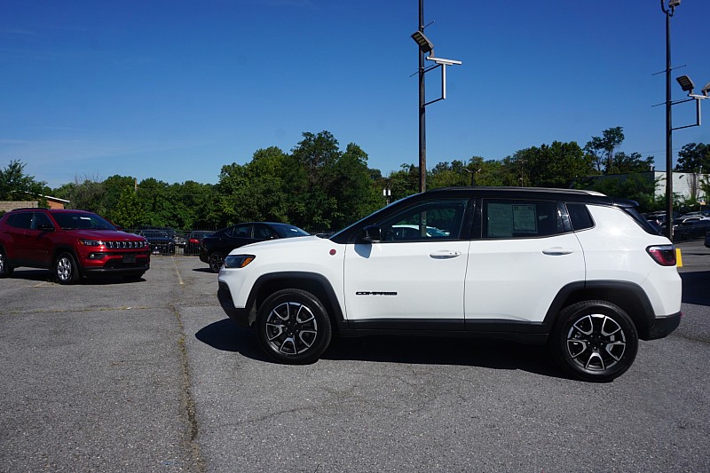 2024 Jeep Compass Trailhawk - Photo 7