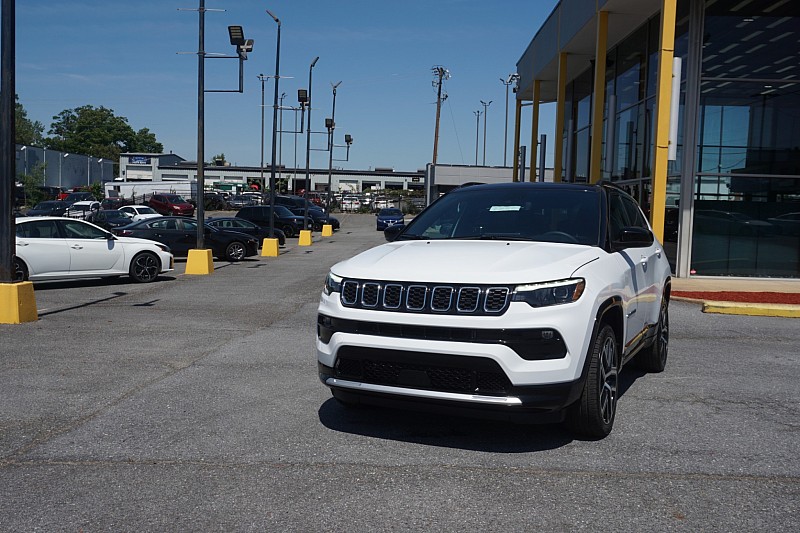 2025 WHITE Jeep Compass For Sale in Temple Hills MD - Alexandria VA at Expert Auto Stock T15331 VIN 3C4NJDCN2ST595781