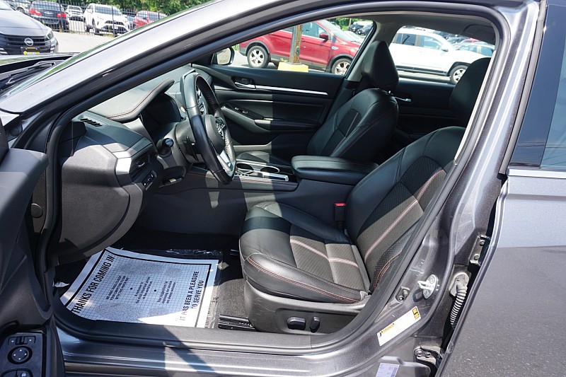 2024 Nissan Altima SR - Photo 21