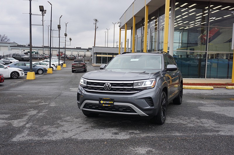 2022 Volkswagen Atlas SE w/Tech