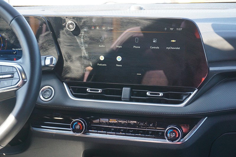2025 Chevrolet Equinox LT - Photo 16