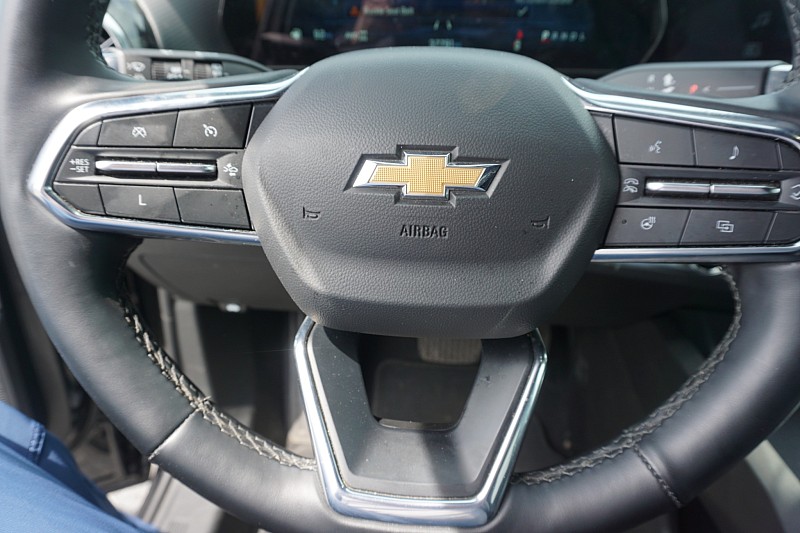 2025 Chevrolet Equinox LT - Photo 24