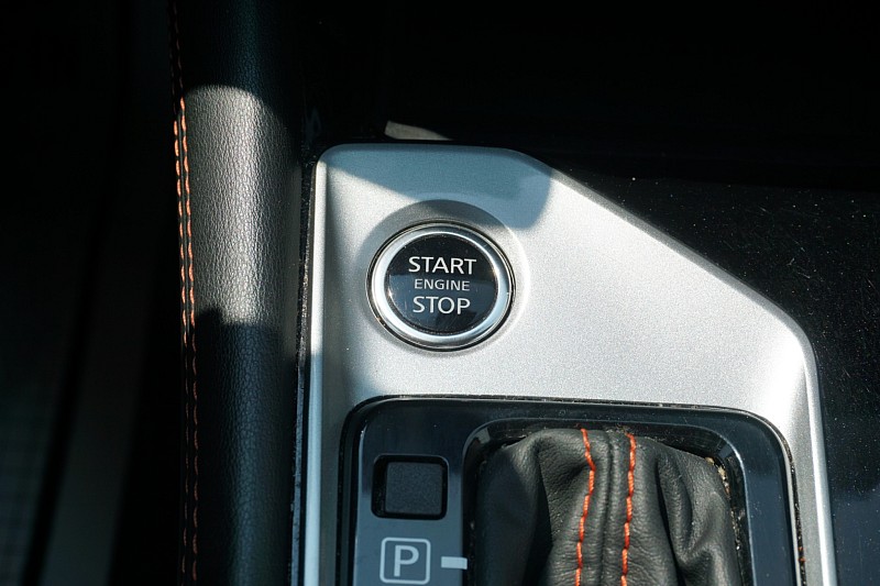 2024 Nissan Altima SR - Photo 13