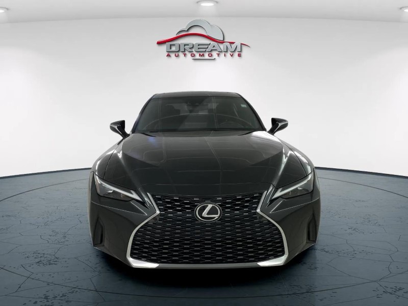 2022 Lexus IS 300 photo 3