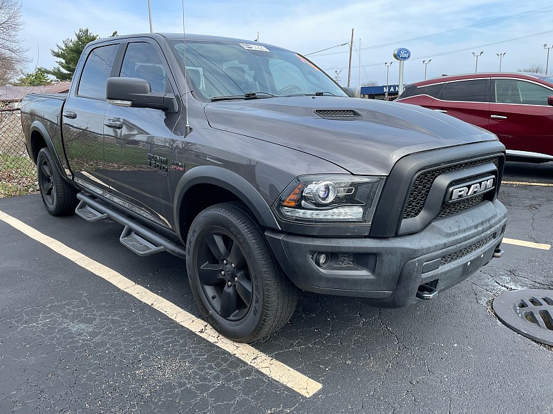 View vehicle photo 3