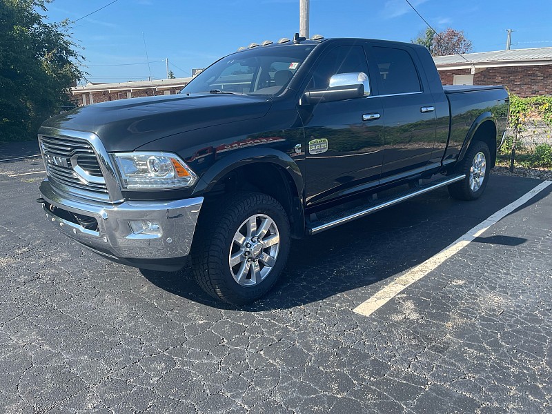 BRILLIANT BLACK C 2018 RAM 2500 Pickup Truck Four-Wheel Drive 6-Speed Automatic
