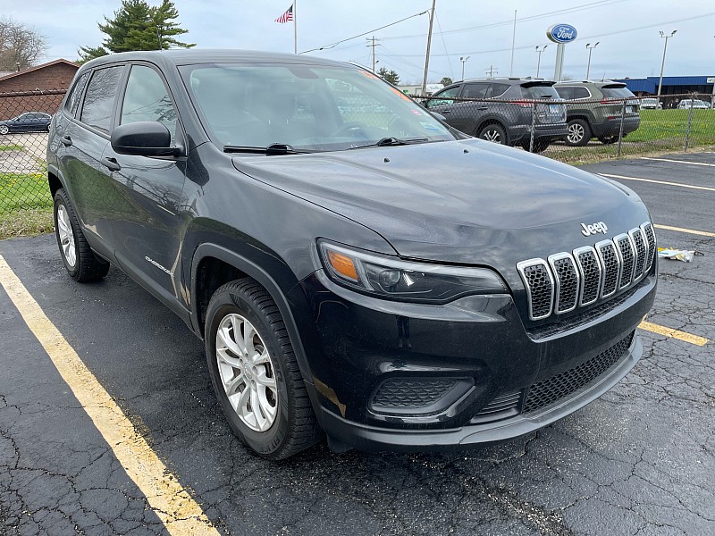 View vehicle photo 6