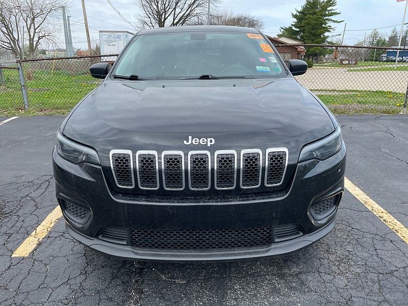 View vehicle photo 5