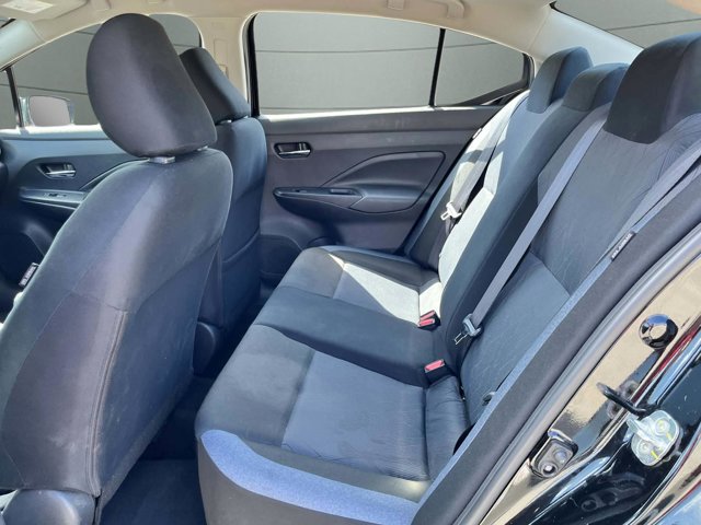 NissanVersa17