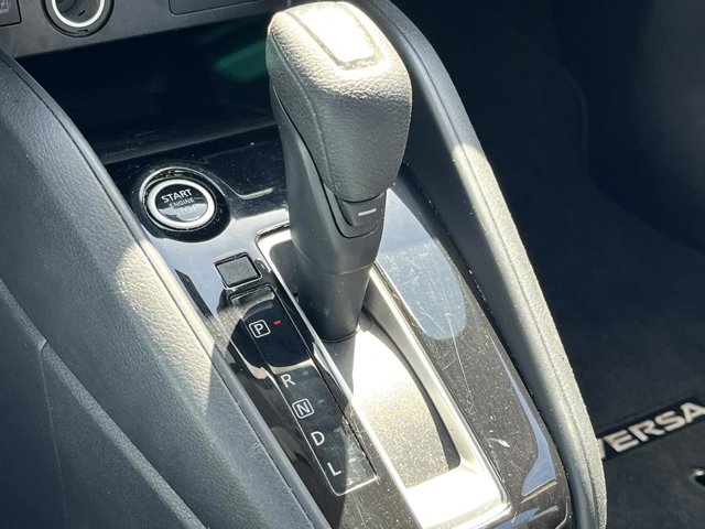NissanVersa24