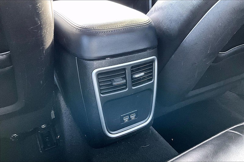 2023 Chrysler 300 #21
